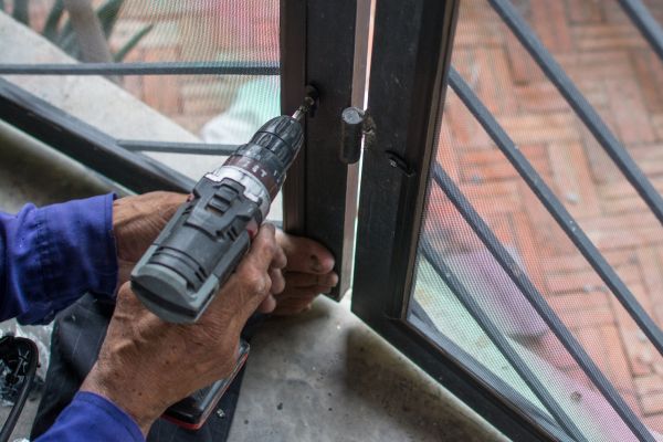 Steel Window Repair in Encinitas